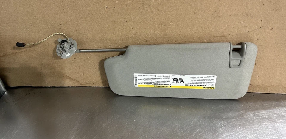 Espejo parasol derecho GMC Acadia 2007-2017 pasajero gris claro #415 Foto 2 de 4