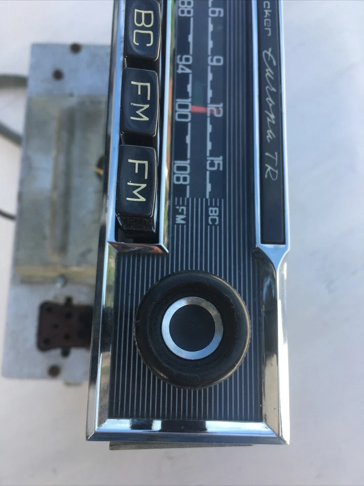 MERCEDES BENZ RARE VINTAGE BECKER EUROPA TR RADIO 230SL 250SL 220SE 250SE W 113 - Image 2 of 4