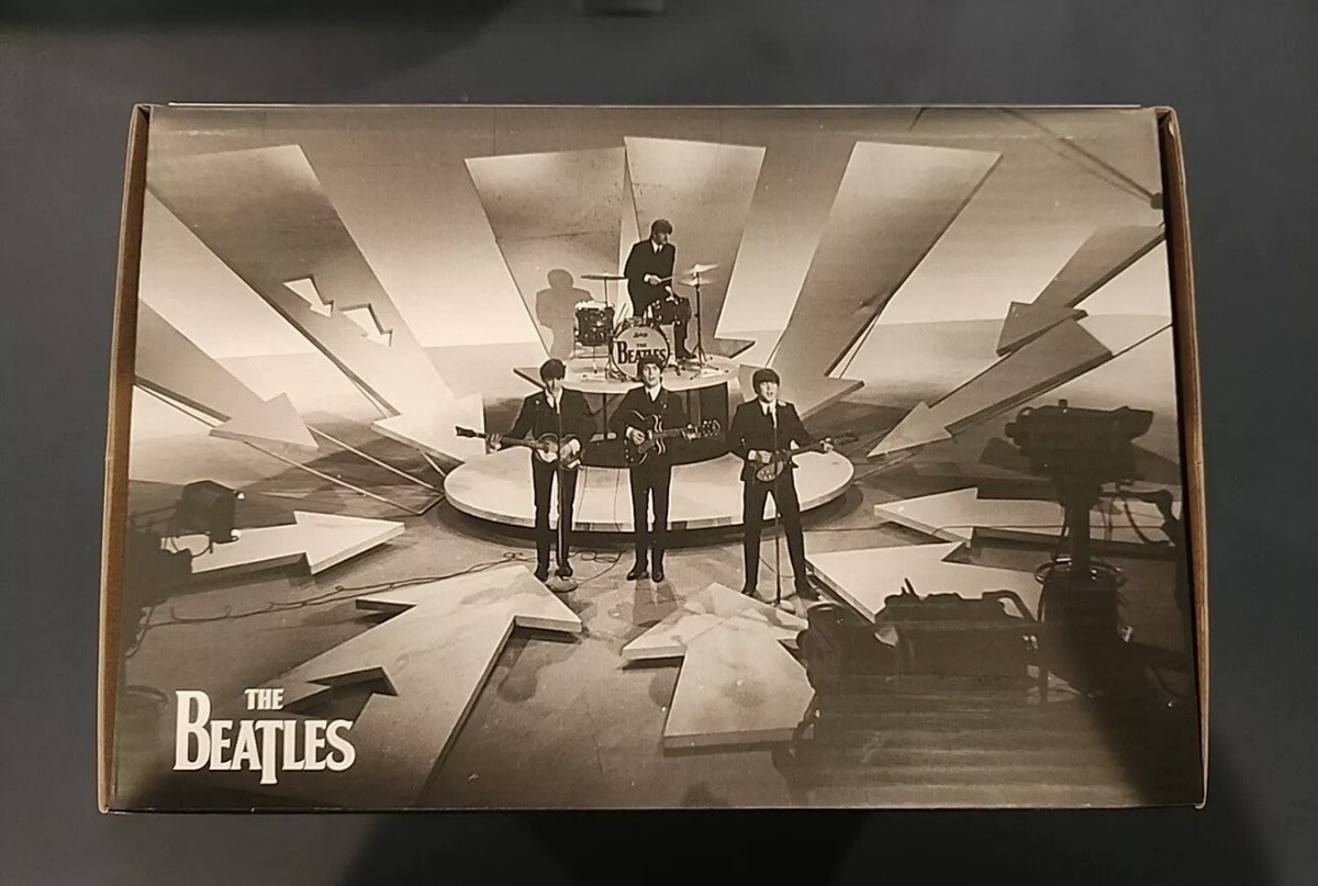 希少‼️The Beatles RSD2024 3インチ レコード ターンテーブル 希少‼️The Beatles RSD2024 3インチ レコード ターンテーブル
