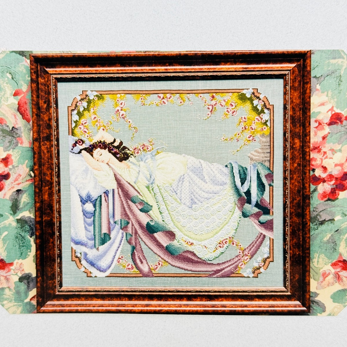 Mirabilia SLEEPING BEAUTY Counted Cross Stitch Chart Pattern Mirabilia SLEEPING BEAUTY Counted Cross Stitch Chart Pattern