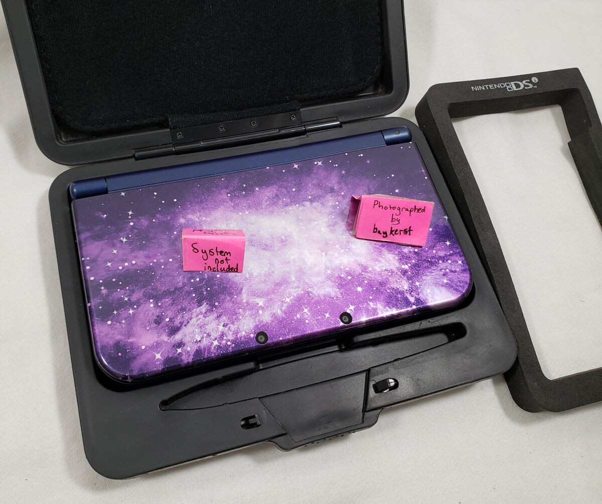 Official Nintendo DSi Hard Plastic BLACK Carrying Case logo XL DS