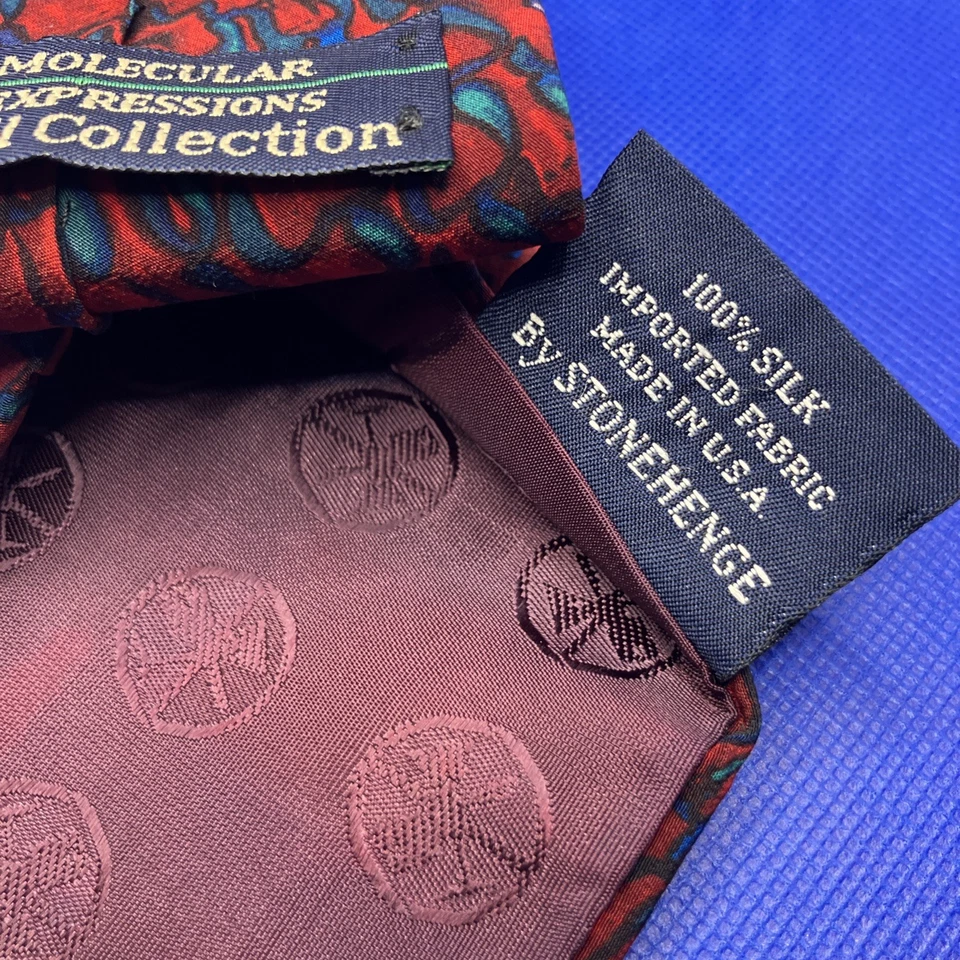 Gravata Stonehenge "Champagne Under the Microscope" Molecular Expressions 4”X57” - Imagem 4 de 4