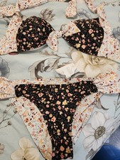 NWT Rip Curl Reversible Bikini Size 10-12 Ditsy Floral