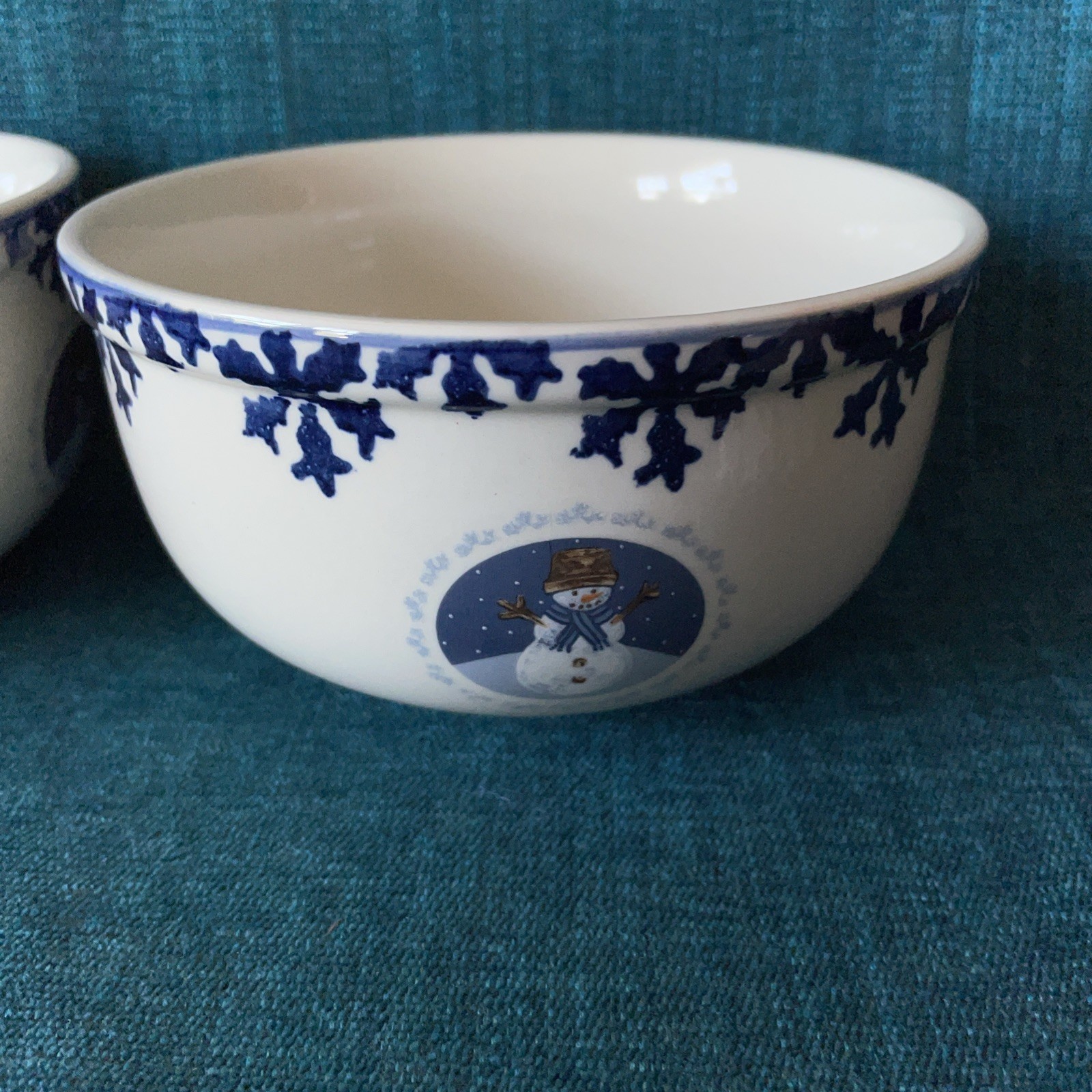 Set of 3 Folkcraft Stoneware Cameo Snowman 6 Inch Soup Bowls