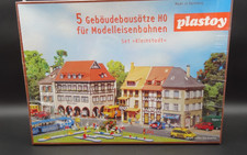 PLASTOY 5 Gebäudebausätze für die HO Modelleisenbahn Set "Kleinstadt"  OVP K13