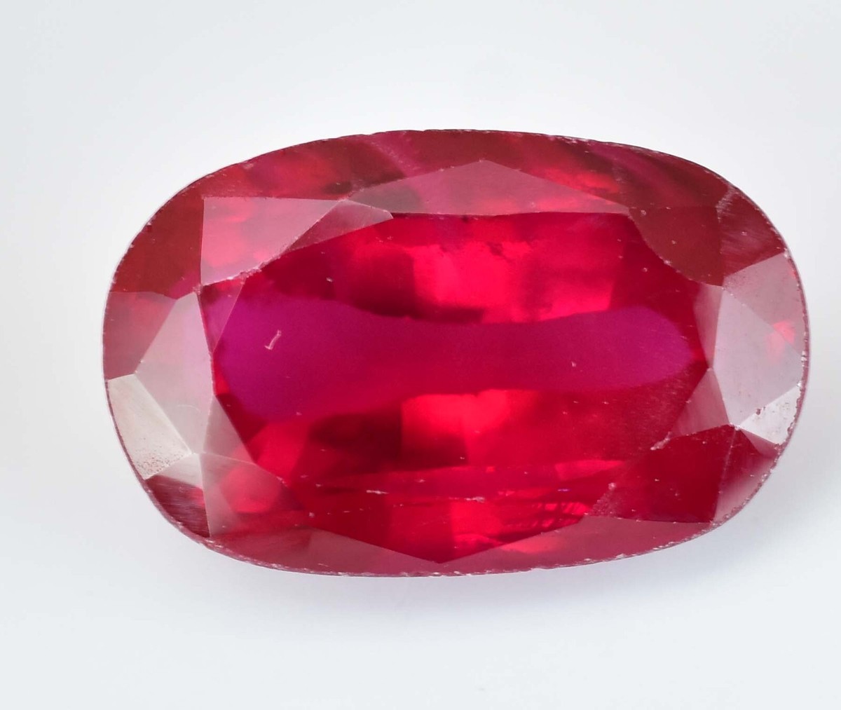 Natural Mozambique Red Ruby 16.25 CT Certified STUNNING Oval Cut