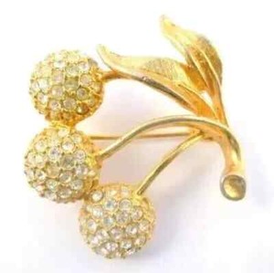 Authentic 2Ct Round Cut Real Moissanite Fruit Leaf Charm Brooch Pin 14K Yellow Gold Plated