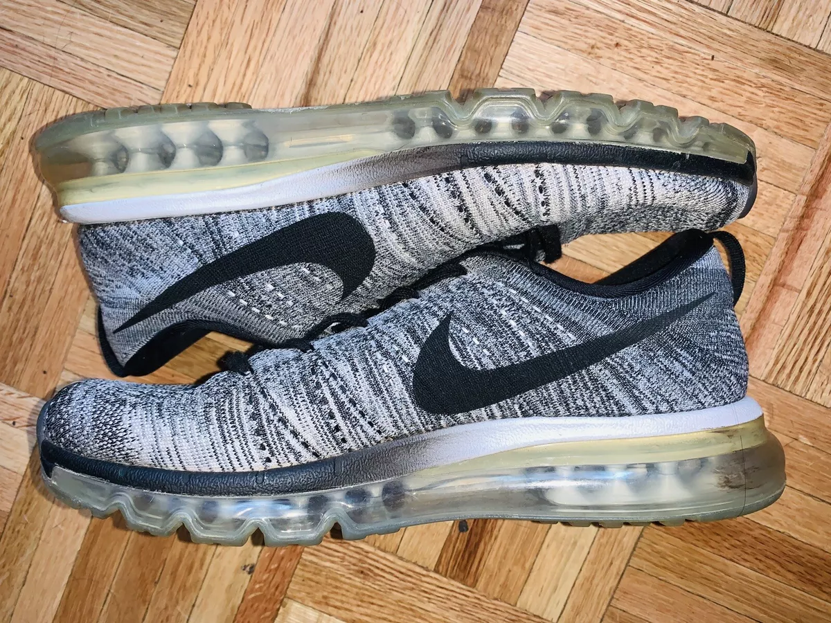 Nike Flyknit Air Max Oreo 620469 105 Black White Running Shoes