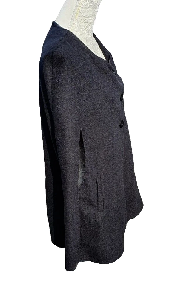 Black Shawl Women's UK Size 12-14 Large - Fleece Material - Poncho Coat Cloak - Image 3 of 4