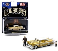 M2 Machines 1:64 Lowriders 1956 Chevrolet Bel Air with 2 Figures 67500-MJS03