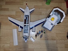 Playmobil City Action Cargo-Passagierflugzeug mit Tower