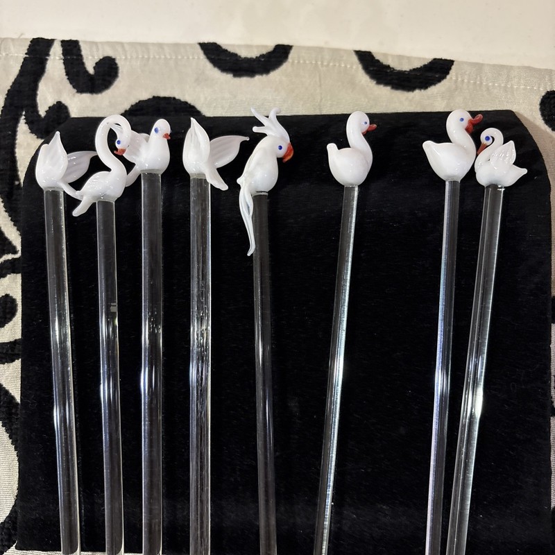 VINTAGE HAND BLOWN GLASS SWIZZLE STICKS WITH BIRD/SWAN TOPPERS (LOT OF 8)
