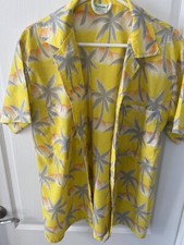 Vtg 80  s/90  s Tropicana Hawaiian All-over Print Button-up Shirt Palm Trees Sz. M