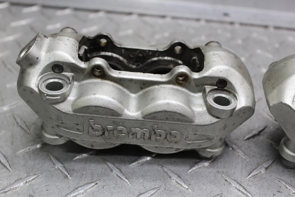 Juego de pinzas de freno Brembo delanteras derecha izquierda Ducati Monster 796 ABS 2011 Foto 3 de 4