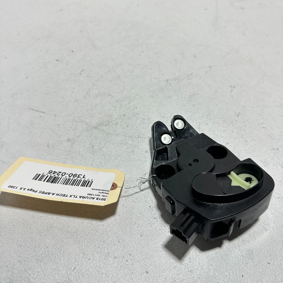 Привод замка крышки багажника задней крышки багажника Acura TLX 2015-2020 OEM - Изображение 4 из 4