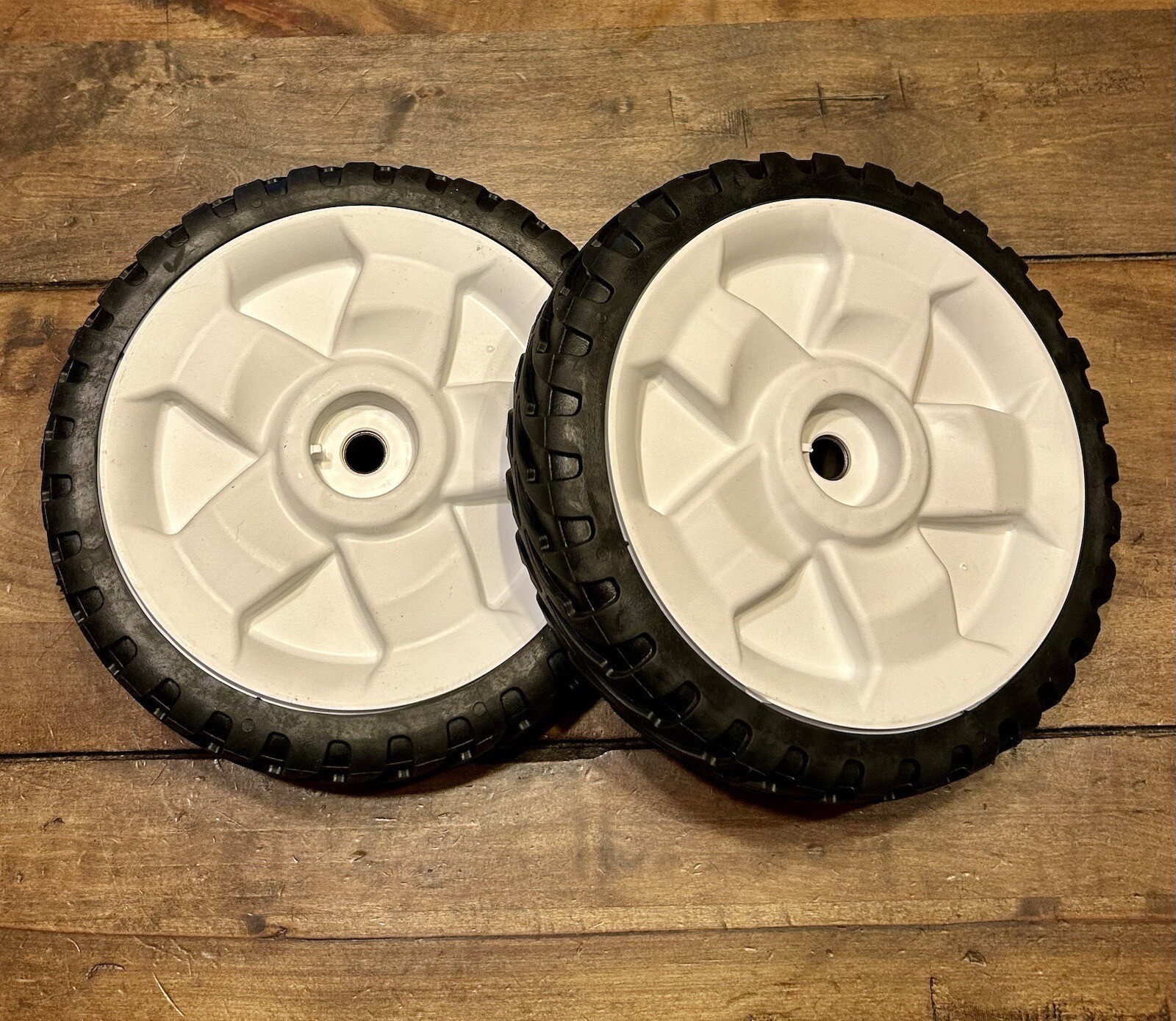 Toro 3200 Rear Rims TORO 8