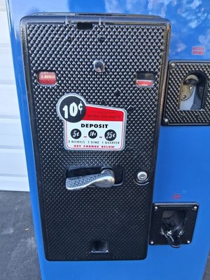 Vintage Restored Sure Vend 47 Pepsi-Cola Bottle Machine. 10 Cent
