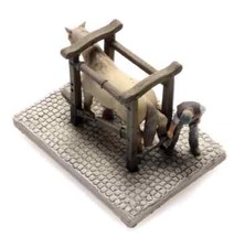 N Scale 1/160 Artitec Shoeing Horse Farmer N186.316.080 To Be Discontinued