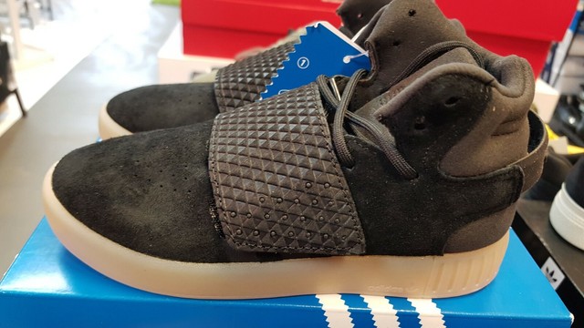 adidas tubular kids black