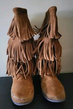 Minnetonka 3 Layer Fringe Bohemian Boho Leather Suede Moccasin Boots Sz 7 CLEAN