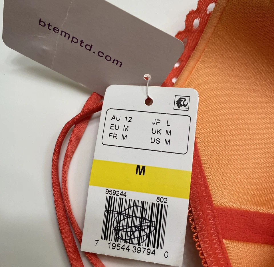 b.tempt'd by Wacoal Women's Coral Long Line Ciao Bella Bra Size Medium - Image 3 of 4