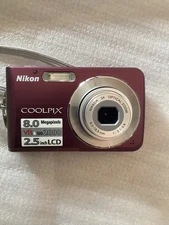 Nikon Coolpix S210 8.0MP Digital Compact Camera 3x Optical Zoom Battery 
