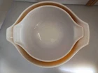 2Vtg Pyrex BUTTERFLY GOLD Spout Handles Nesting Mixing Bowls 1.5 Qt442 2.5 QT443