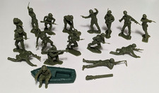 Marx Battleground USA Soldier Figures Raft Green Plastic Vtg 1960s Lot of 19