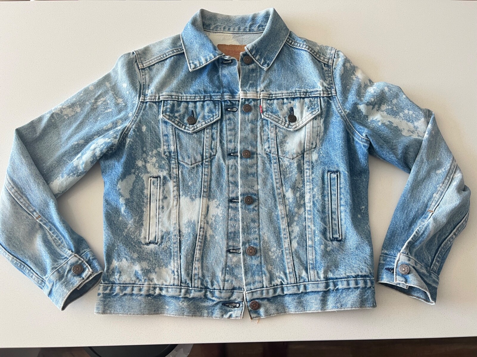 Levi's Bleached Washed Women's Medium Jacket - image 1