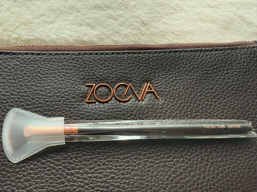 Zoeva 137 Petit fan rose golden Vol. 1 Genuine New no box mini highlighter brush - Picture 3 of 3