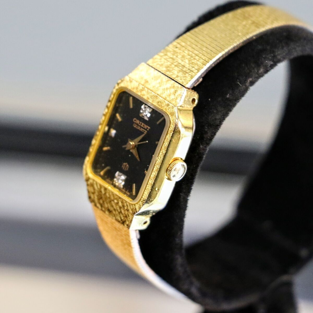 Vintage Ladies ORIENT Quartz Watch Gemmed Dial Original Vintage Ladies ORIENT Quartz Watch Gemmed Dial Original