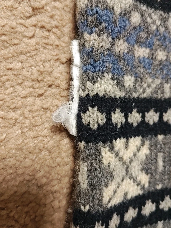 Woolrich Fair Isle 100% Wool Throw Pillow Case Blue Gray 13” x 19” Nordic Hygge - Image 4 of 4