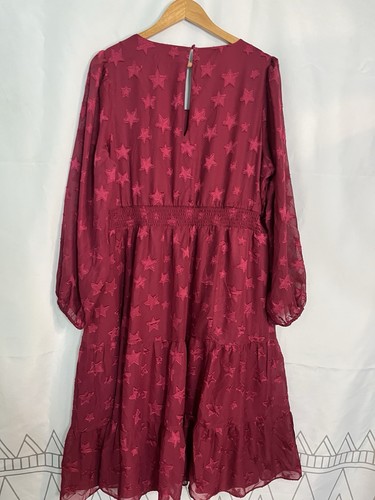 Vestido Torrid Talla 1 Rojo Estampado Estrella Forrado Nuevo Con Etiquetas - Imagen 7 de 10