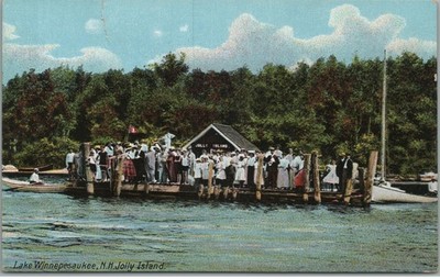 Lake Winnepesaukee New Hampshire Jolly Island Crowd on Pier c1910 Postcard