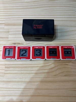Hasbro 24860 Scrabble Flash Handheld Electronic Game Complete - Tested