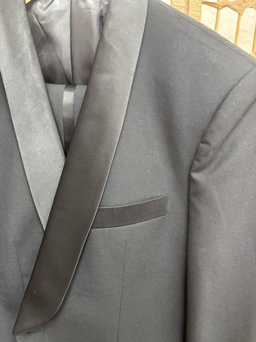 Vintage Custom Made 2 piece Black Tie Dinner Suit From Hong Kong - Picture 3 of 7
