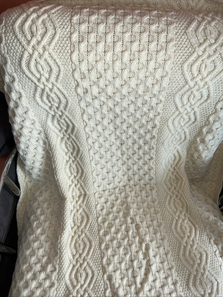 Manta Irlandesa Aran 100% Lana Merino - Suave - 60 x 36 pulgadas - Natural Foto 2 de 4