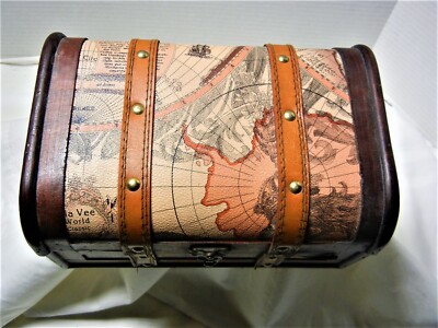 Via Vee World Classic MEDIUM Wood Leather Storage Domed Box 9.5