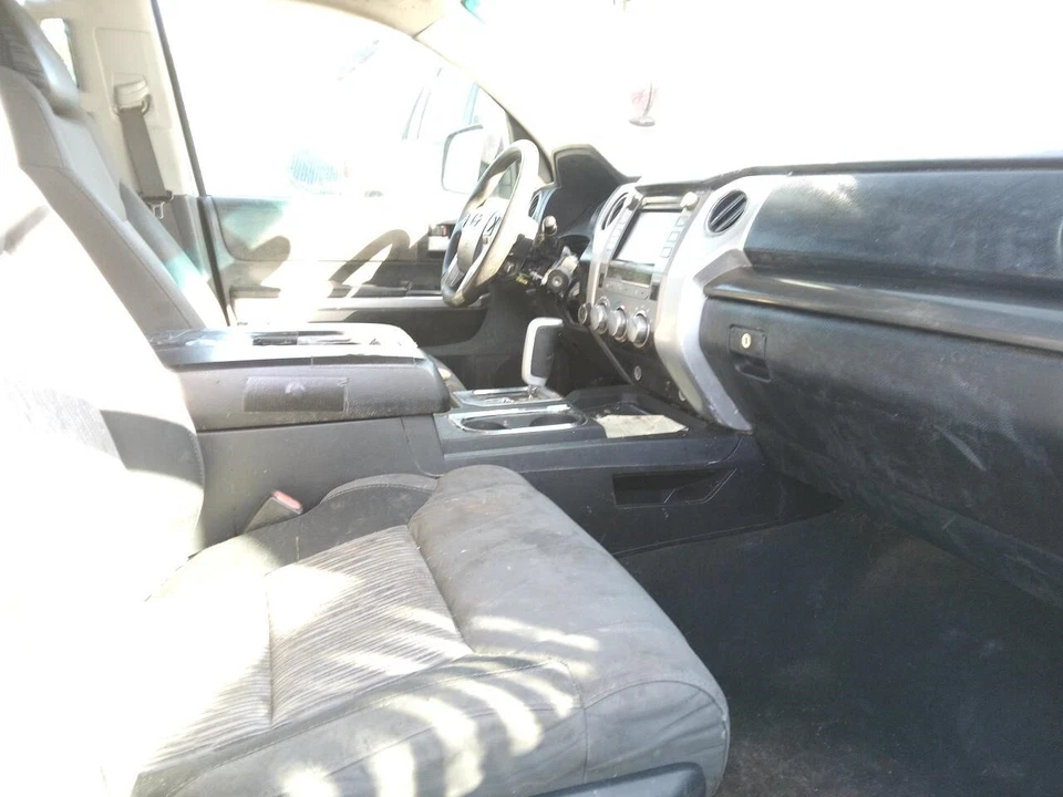 Used Front Right Lower Lower Control Arm Front fits: 2014 Toyota Tundra Front Ri - Image 4 of 4