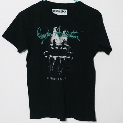 Jane's Addiction ''Nothing's Shocking  Bandmerch T Shirt Size Medium Black