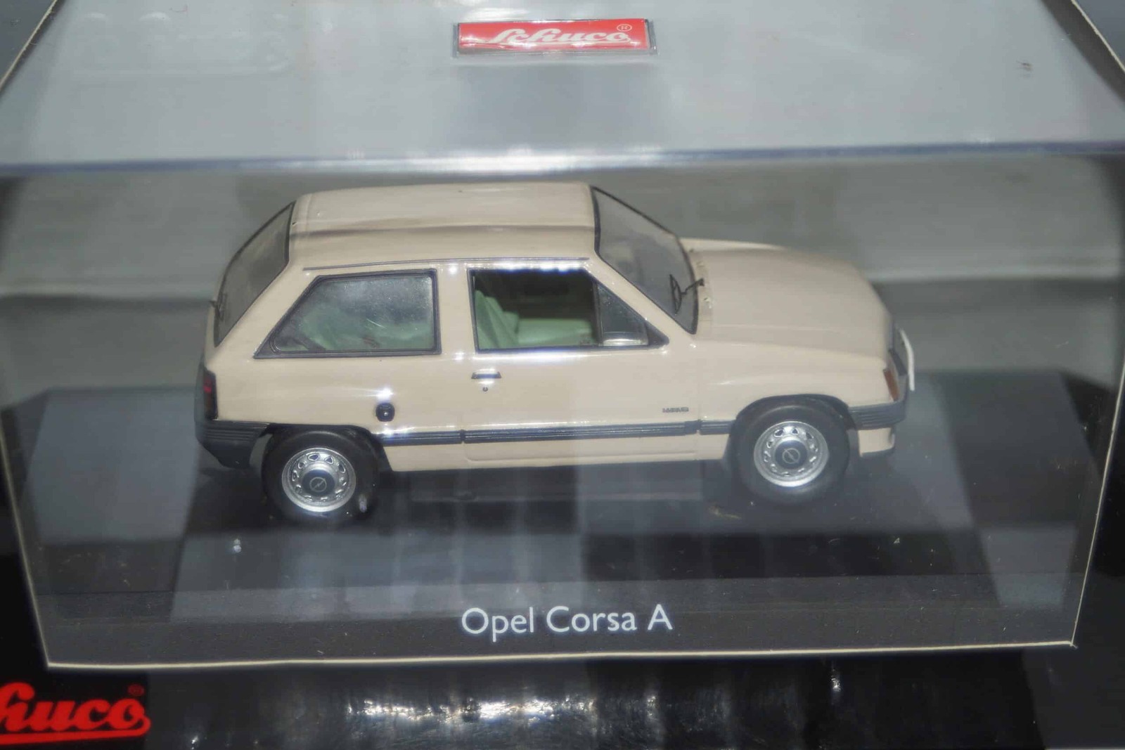 Schuco Opel Corsa A 1:43 3412
