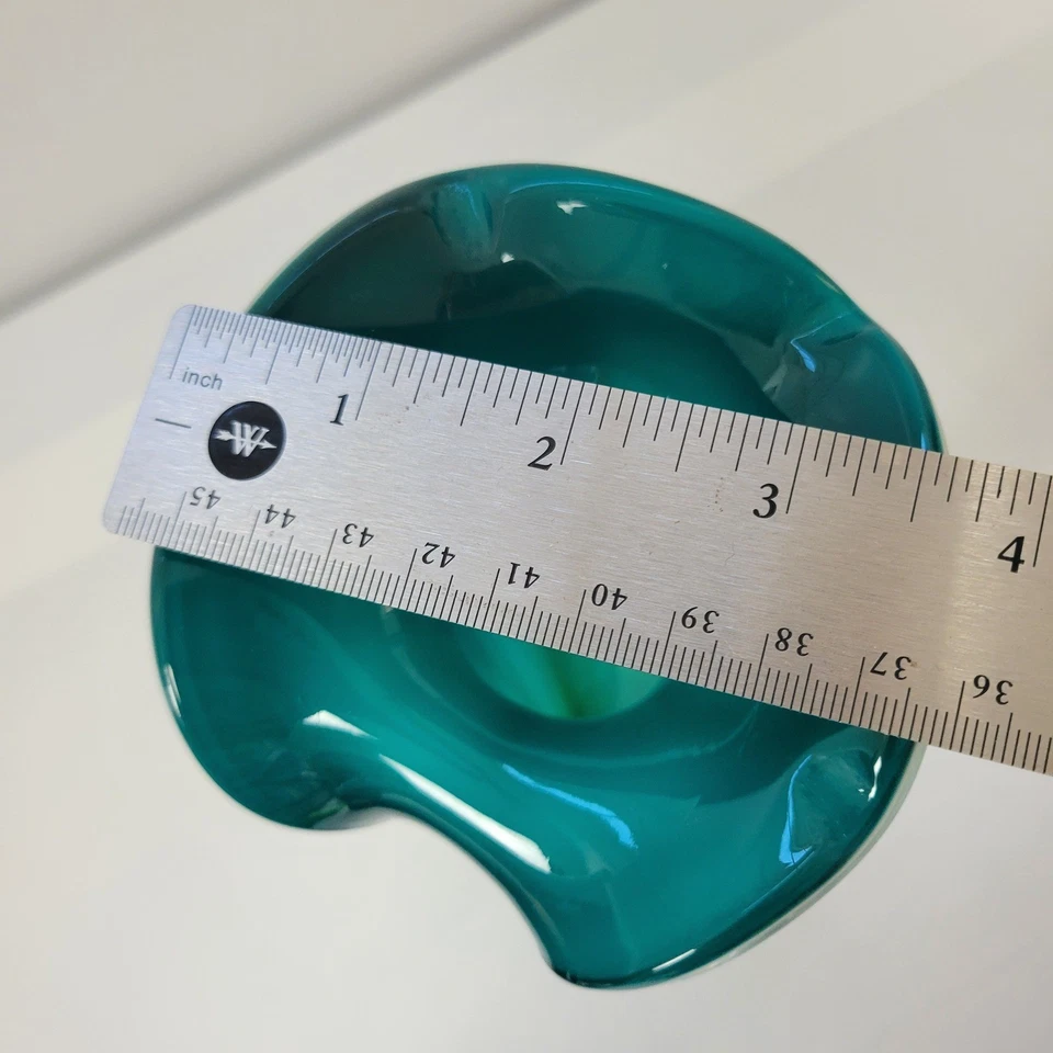 Jarrón oscilante vintage blanco esmeralda azul 10,5" MCM gato de vidrio soplado en el púlpito Foto 4 de 4