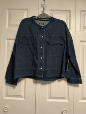 New Women's Cropped Oversized Jean Denim Jacket , Size Large