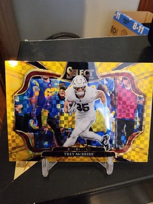 Trey McBride 2025 Panini Select Football Field Level Gold Prizm #7/10