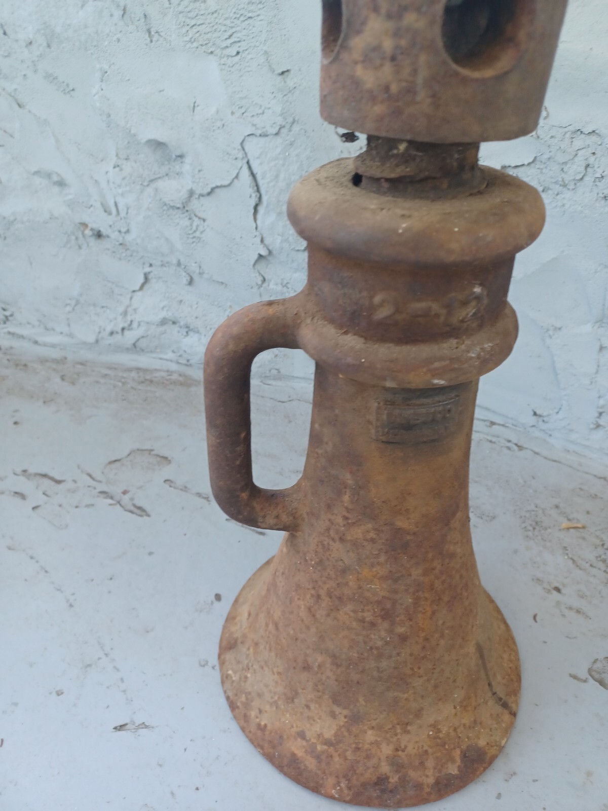 Vintage swetco Cast Iron Screw Jack 212 House,Barn or Railroad Jack