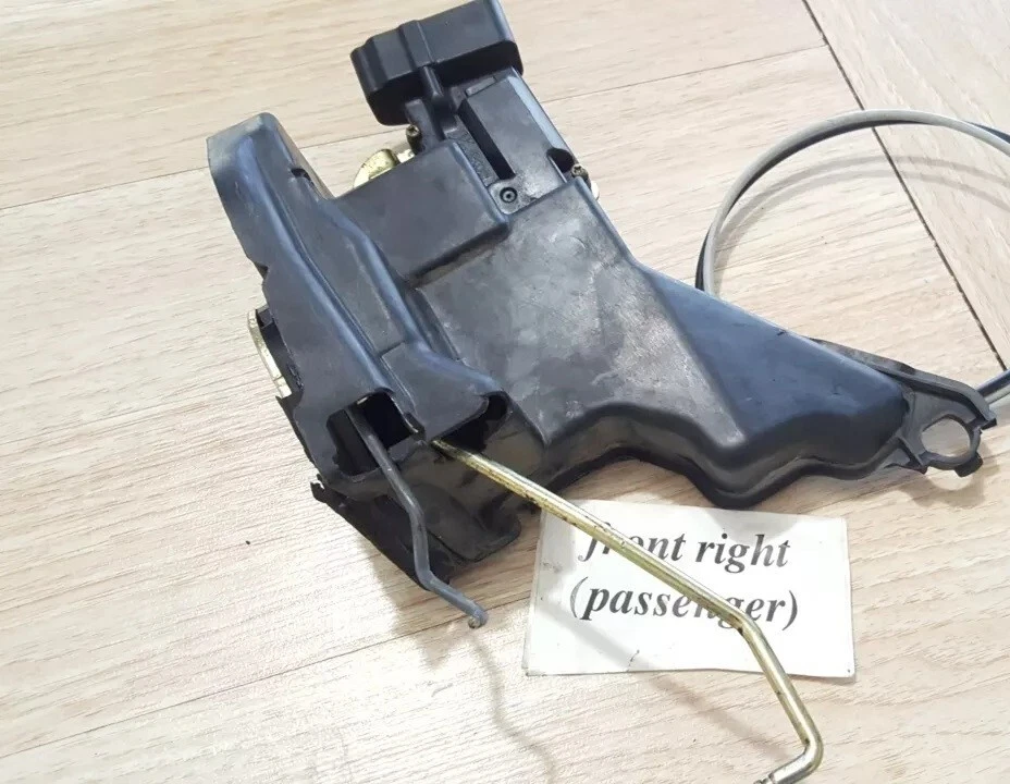 99 00 01 02 03 Toyota Solara Actuador de cierre eléctrico de puerta lateral derecho pasajero Foto 2 de 2