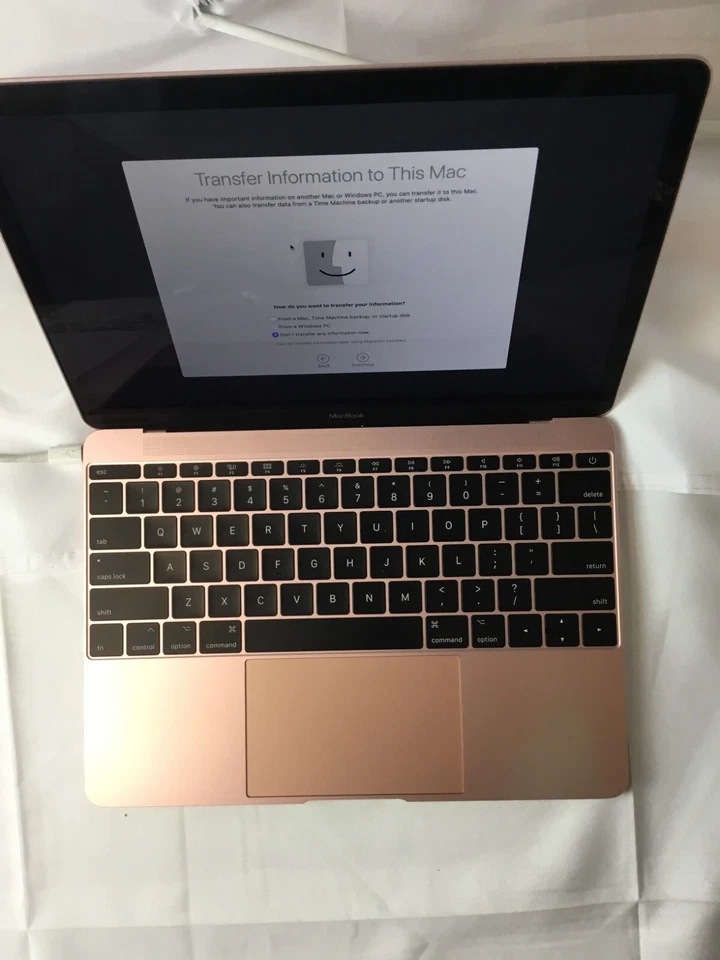Apple Macbook (M2017) 12" "Core m3" 1.20 GHz 8GB 256GB SSD Rose Gold Grade C - Image 3 of 4