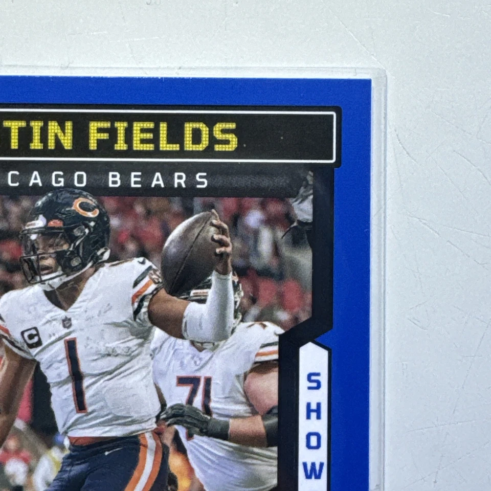 Justin Fields 2023 Panini Score Football BLUE Parallel 85/100 Chicago Bears🔥🔥 - Image 4 of 4