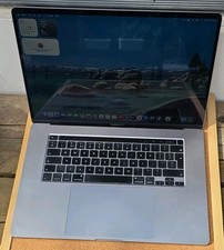 Apple MacBook Pro (16-inch, 2019) - Intel Core i7-9750H - 16GB RAM - 512GB SSD