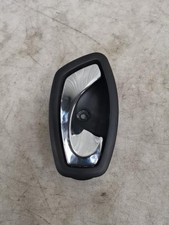 Poignee interieur avant droit RENAULT CAPTUR 1 PHASE 1 806701025R